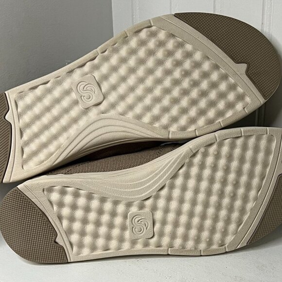 Cloudsteppers by Clarks Step Padded Insole Canvas Loafers in Sand Size 8 - Picture 3 of 6